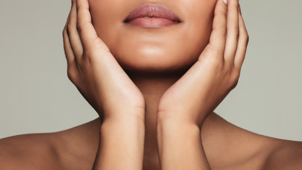 Trockene Haut: Diese Nährstoffe erhöhen den Feuchtigkeitsgehalt der Haut